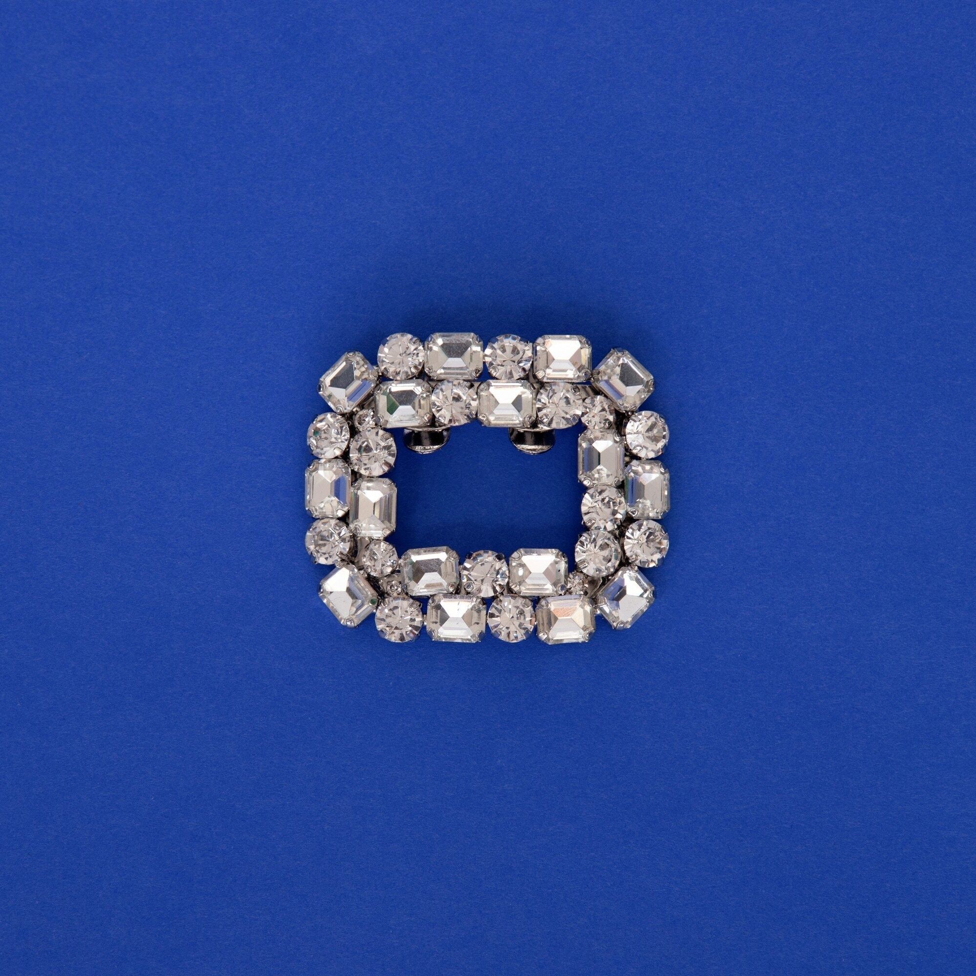 Spilla gioiello con strass quadrati CLAP