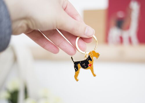 Welsh Terrier / Airedale Terrier Enamel Key Ring - Plain Heart - Dog Mum Tag