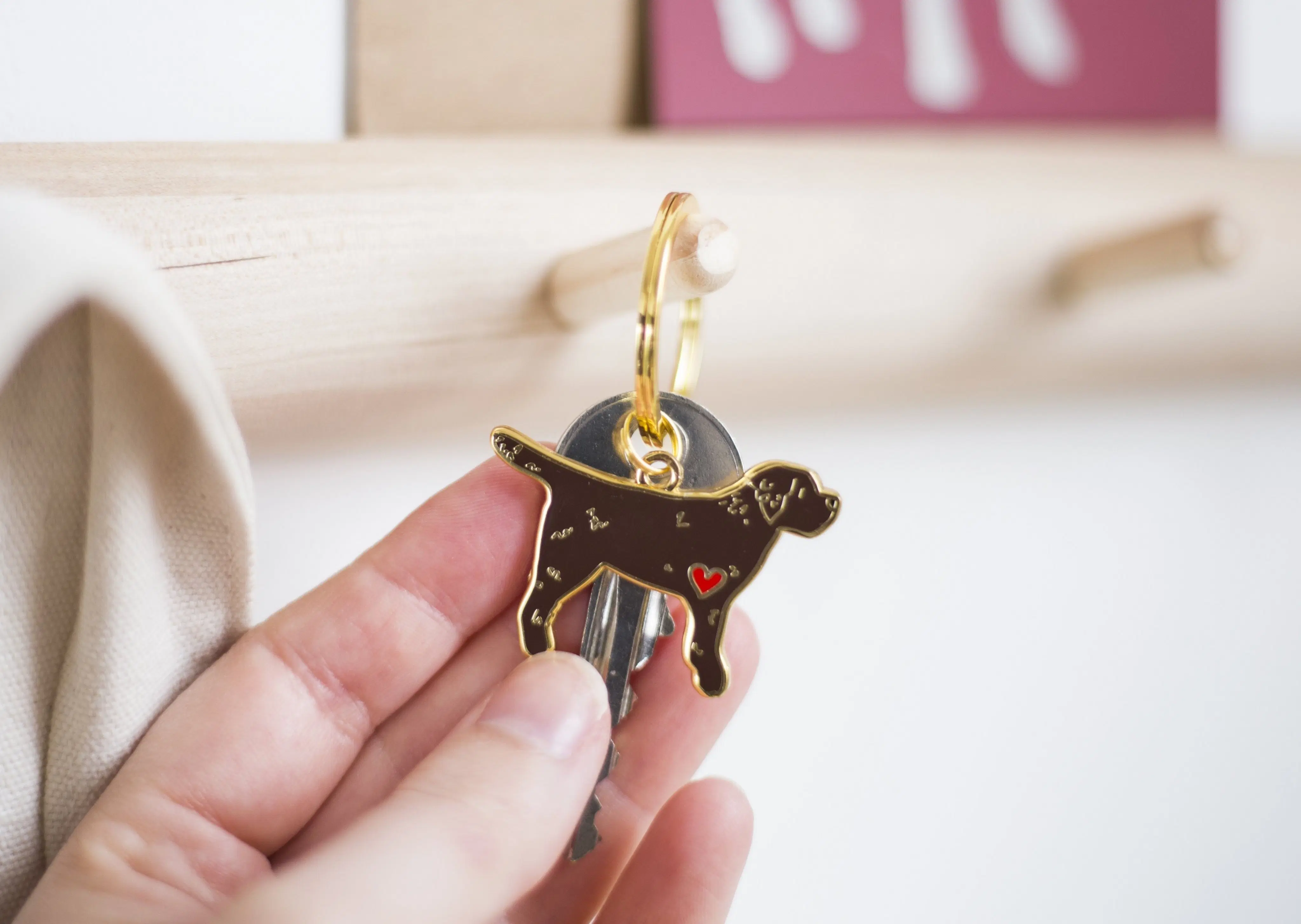 Buy wholesale Labrador Enamel Key Ring - Chocolate Brown - Plain Heart ...
