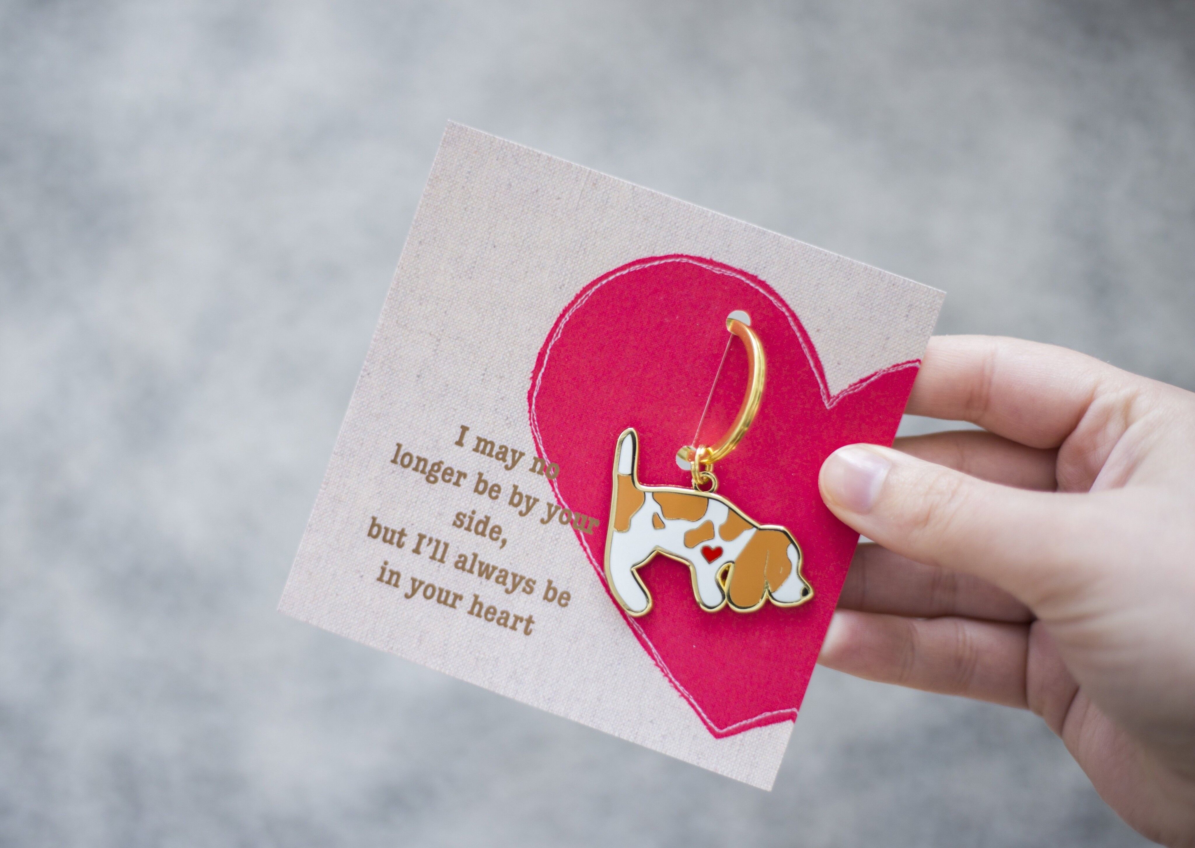 Beagle Enamel Keyring - Sniffing Beagle - tan colour beagle - Pet loss poem backing card - No Tag