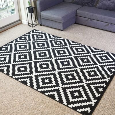 Black Geometric Diamond Rug - Texas - 80 x 150cm