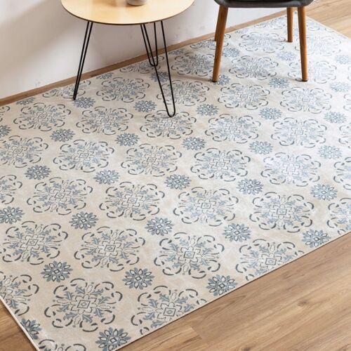 Cream and Blue Floral Motif Rug - Isfahan - 120 x 170cm (4’ x 5’6”)