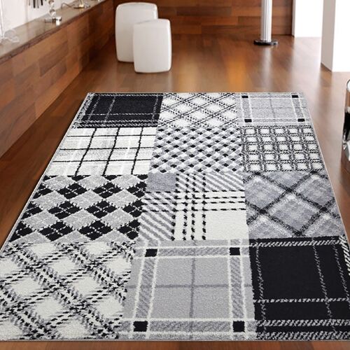 Black and White Geometric Patchwork Rug - Chicago - 60x110cm (2'x3'7")