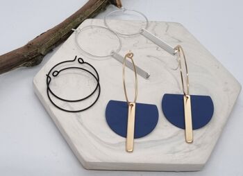 Boucles d'oreilles - Minimalisme - Boîte DIY - Demi Lune Bleue 1