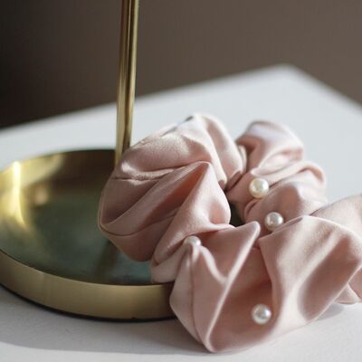 Karly Rose scrunchie with pearly pearls