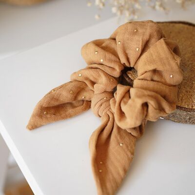 Scrunchie Bow Ivy Camel with golden dots