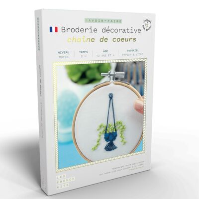 French'Kits - Dekorative Stickerei - Kette der Herzen