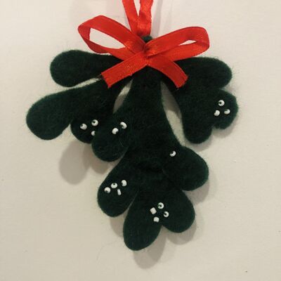 Felt Christmas Tree Decorations - Mistletoe