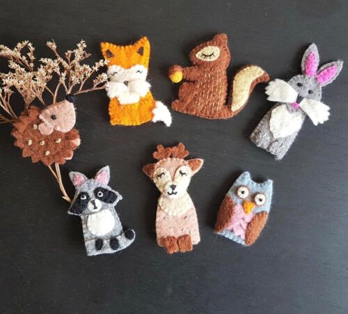 Felt Finger Puppets - Rakoon