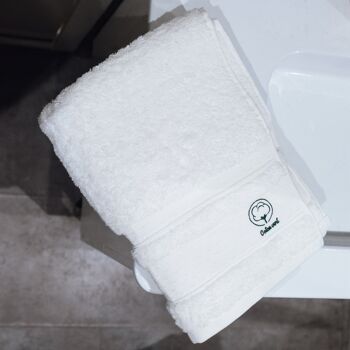 La serviette de bain toute douce en coton bio | Blanc pur 1