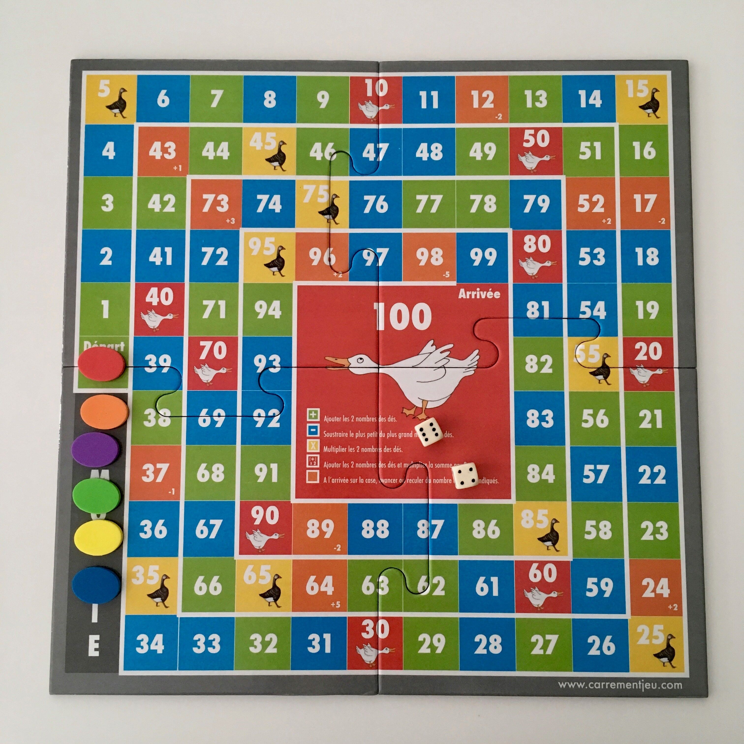 MEMOLOIE scatola di metallo, 1 tabellone, 6 gettoni, 2 dadi.