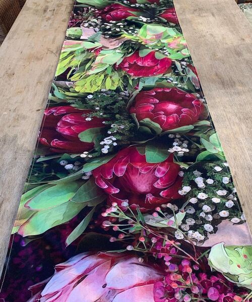 Table Runner in Fynbos Red Protea