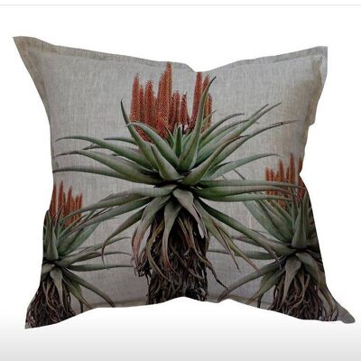 Cushion cover in Aloe Trio