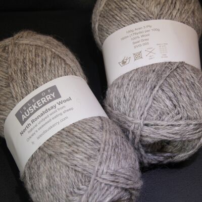Tasselled Hat Knitting Kit Seal Grey