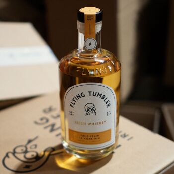 Le whisky irlandais Tippler 12 ans de Flying Tumbler, 43% ABV, 70cl 4